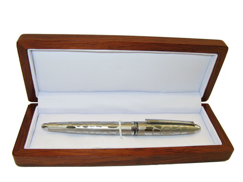 Fancy Fountain Pen With Wood Box